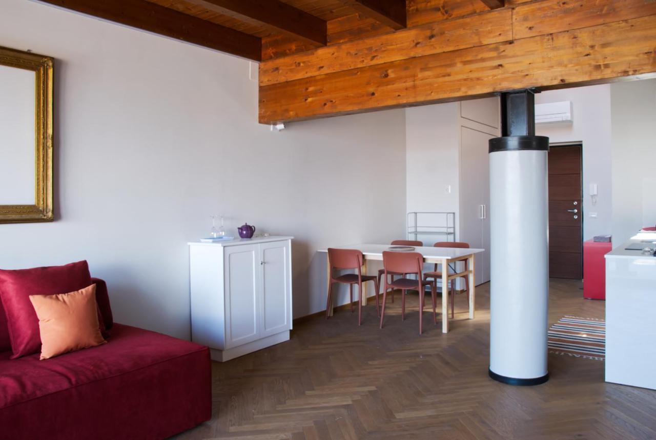 Апартаменты Residenza Puoti Пескьера-дель-Гарда Экстерьер фото